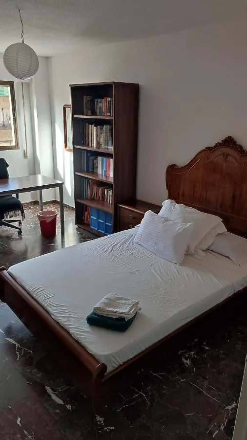 Homestay Habitacion Amplia Con Vistas Granada