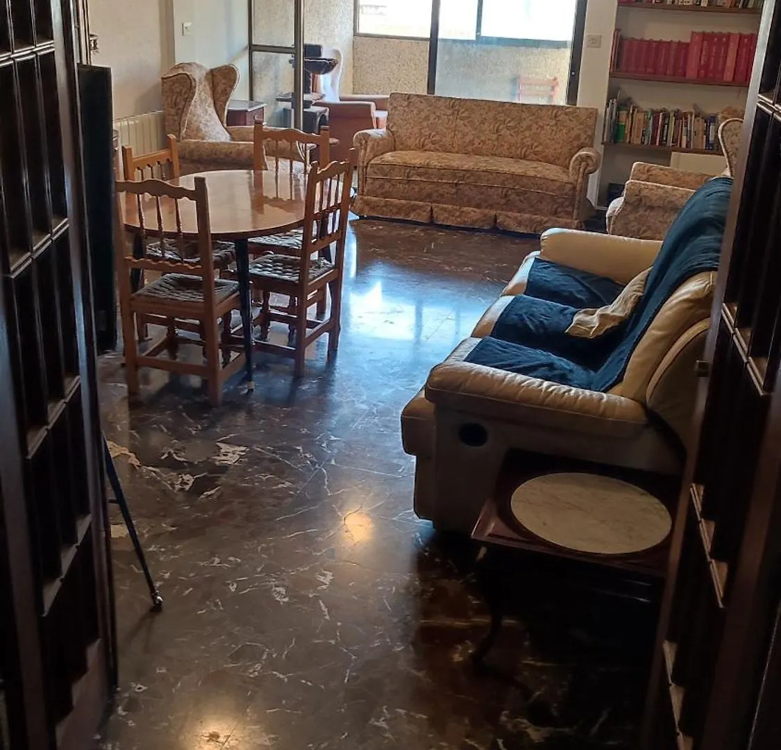 Habitacion Amplia Con Vistas Γρανάδα Δωμάτια σε οικογενειακή κατοικία